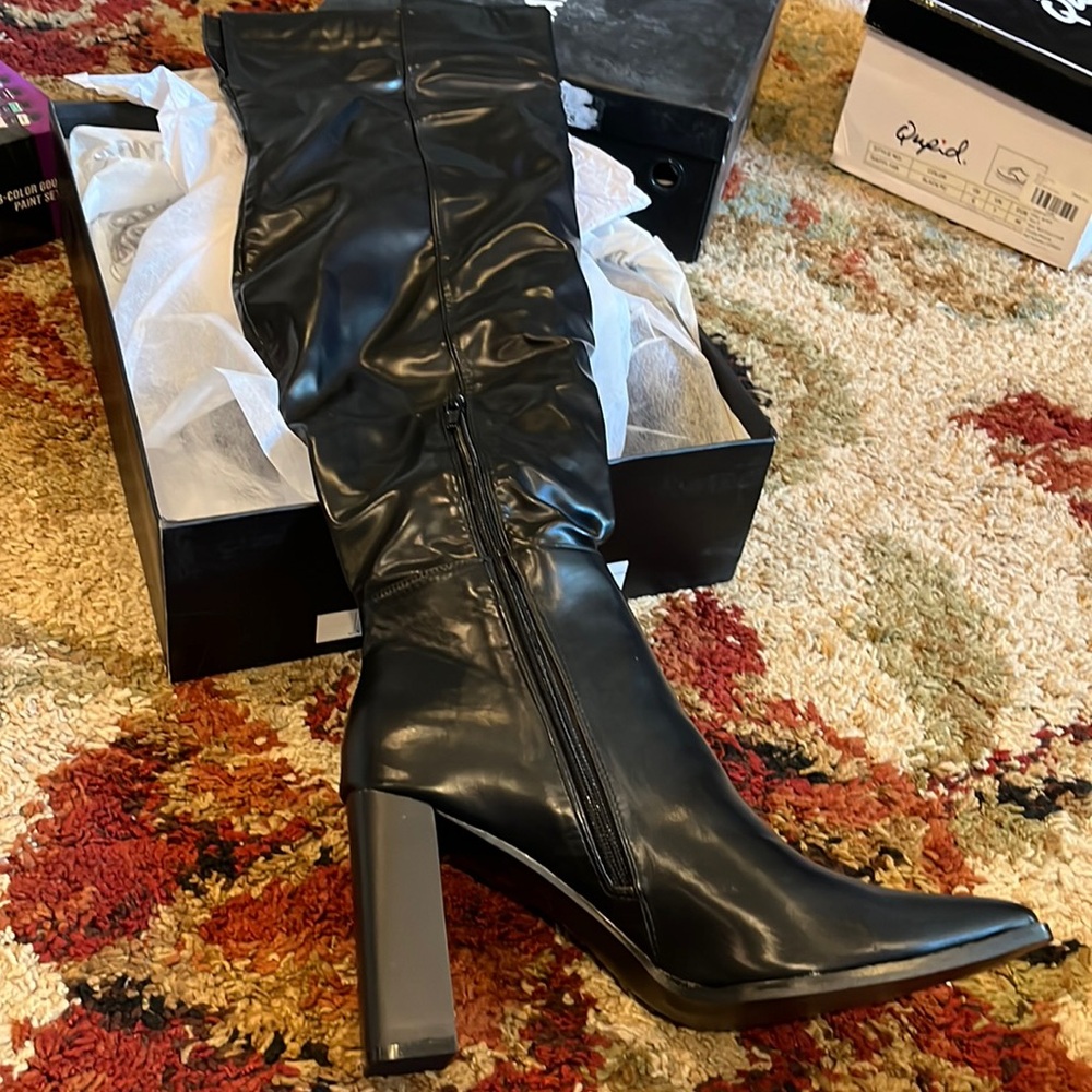 NIB ruched square toe heeled over the knee boots - Picture 2 of 6